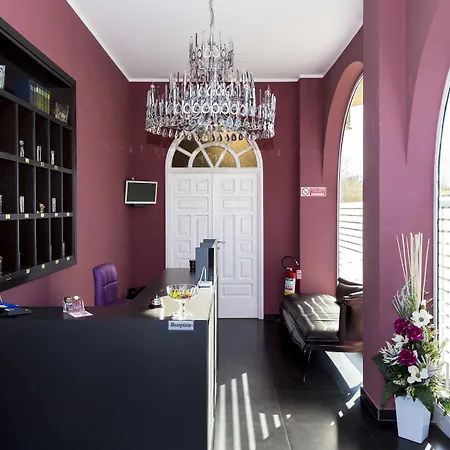 Ascot Hotel Caianello