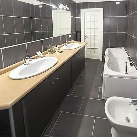 Hotell Ascot Caianello