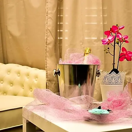 Ascot Hotell 2*