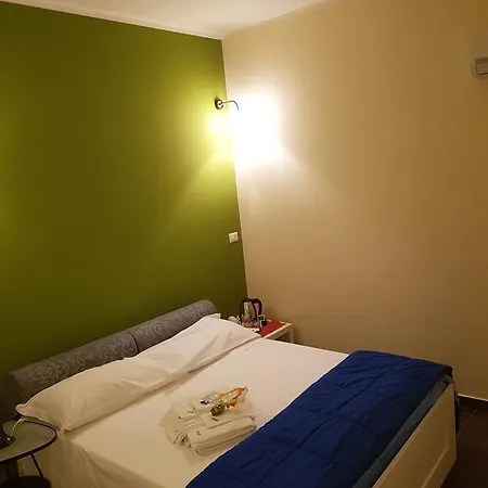 Hotel Ascot 2*